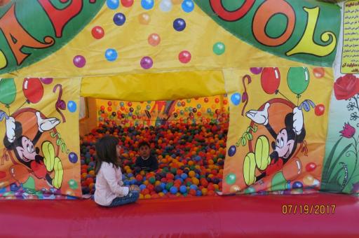 عکس شهربازی سرزمین شاد کیوی