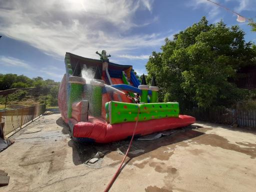 عکس شهربازی سرزمین شاد کیوی