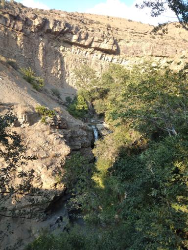 عکس آبشار هفت چشمه ارنگه