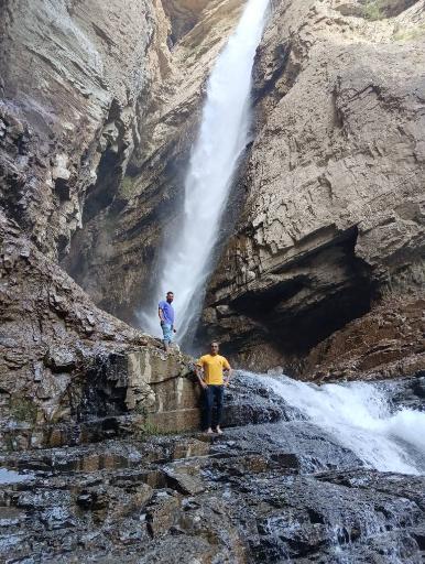 عکس آبشار هفت چشمه ارنگه