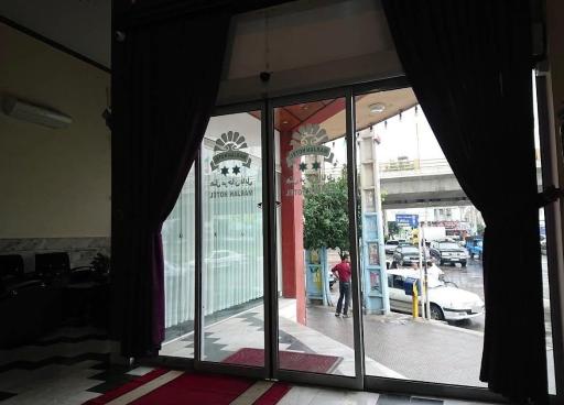 عکس هتل مرجان
