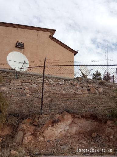 عکس ایستگاه فرستنده رادیویی و تلویزیونی نهاوند