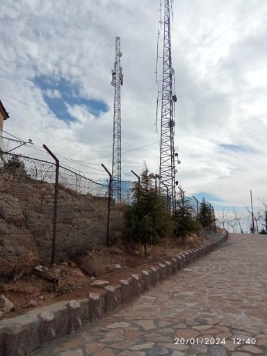 عکس ایستگاه فرستنده رادیویی و تلویزیونی نهاوند