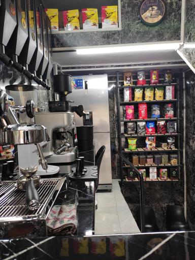 عکس کافی شاپ امیر