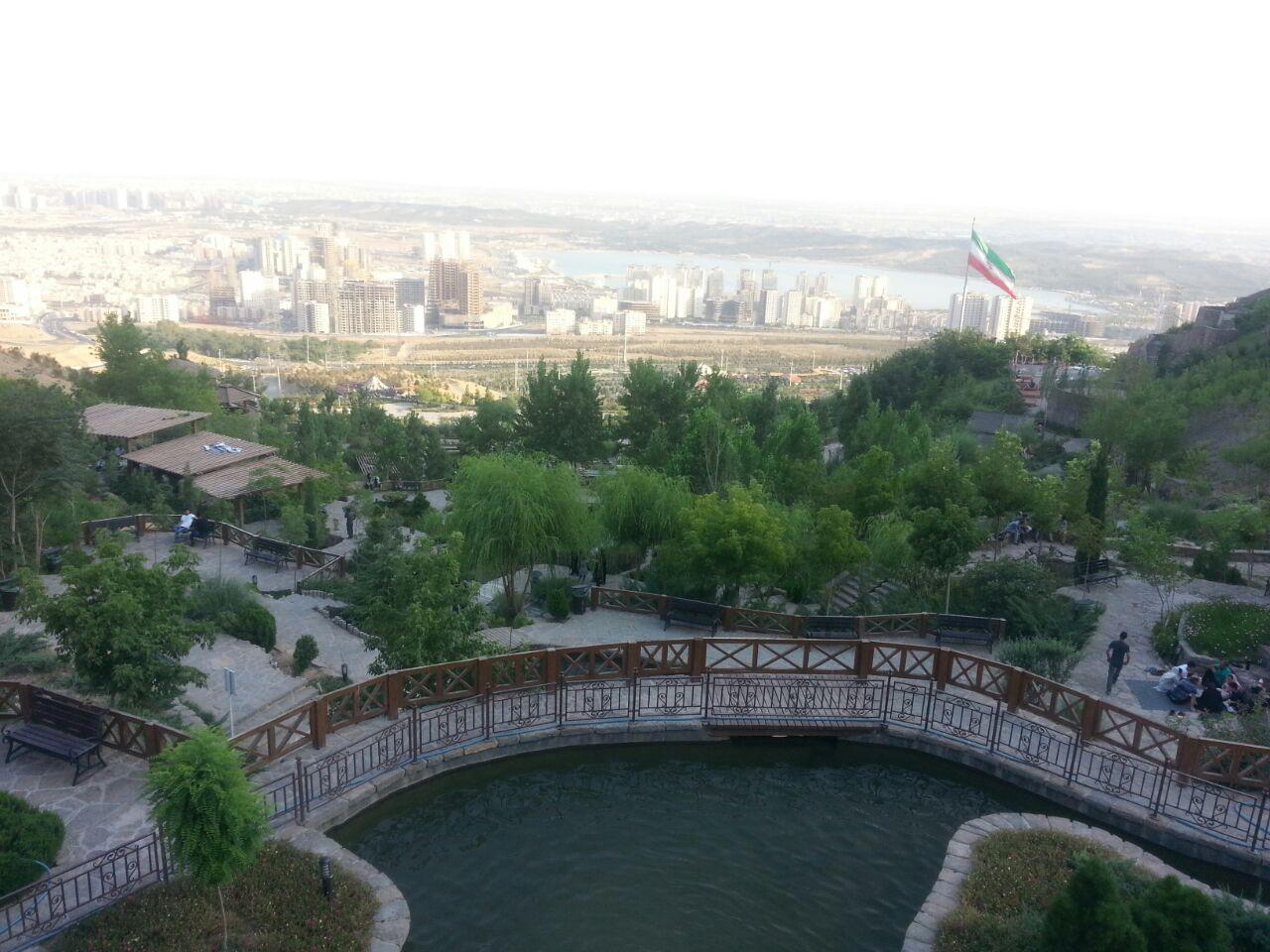 عکس آبشار چیتگر