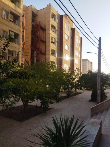 عکس مجتمع آبادگران 