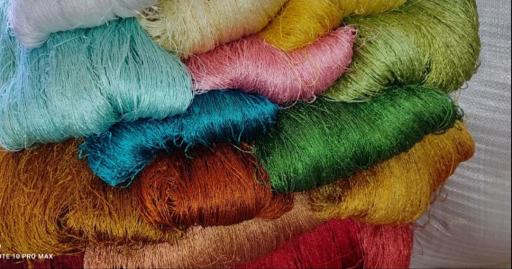 عکس ابریشم فروشی جبار