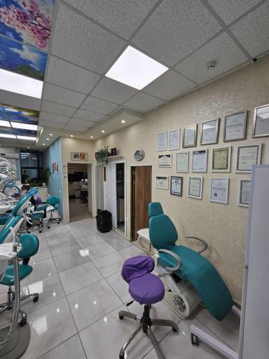 عکس دکتر آرش محرابی متخصص ارتودنسی