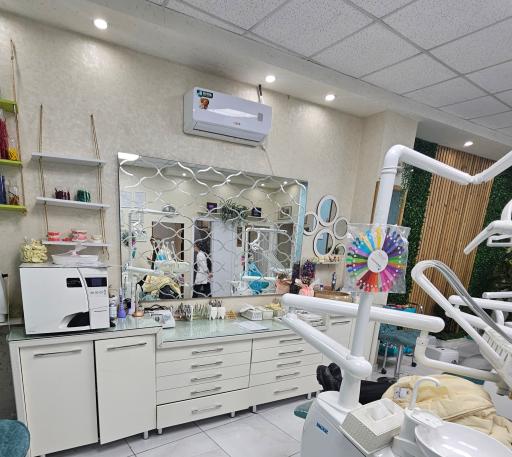 دکتر آرش محرابی متخصص ارتودنسی