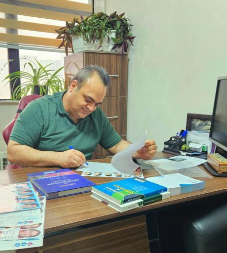 عکس دکتر آرش محرابی متخصص ارتودنسی