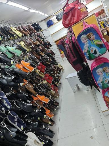 عکس کفش ارزان پا