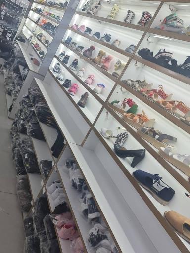 عکس کفش ارزان پا