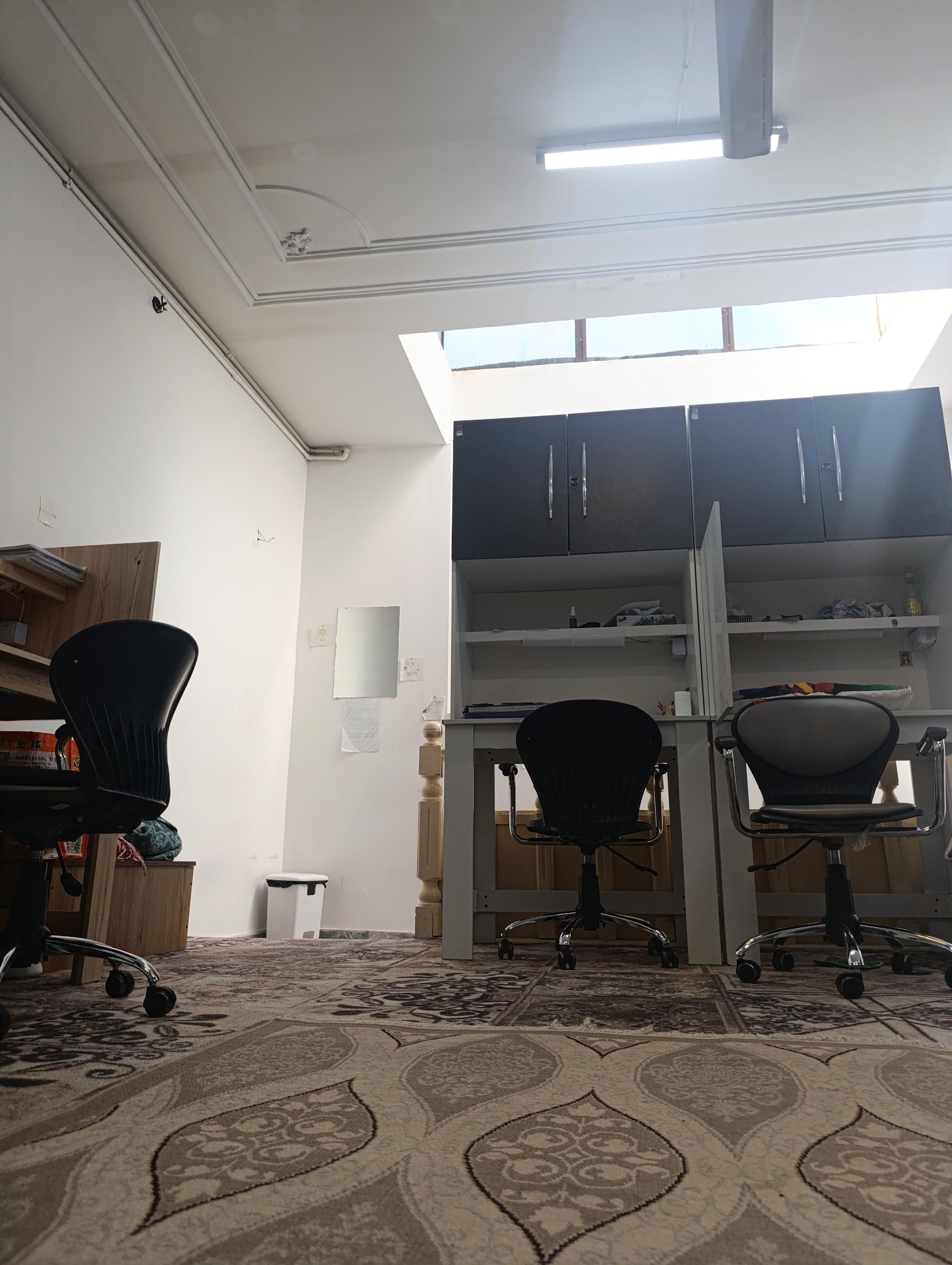 عکس سالن مطالعه نسیم مهر