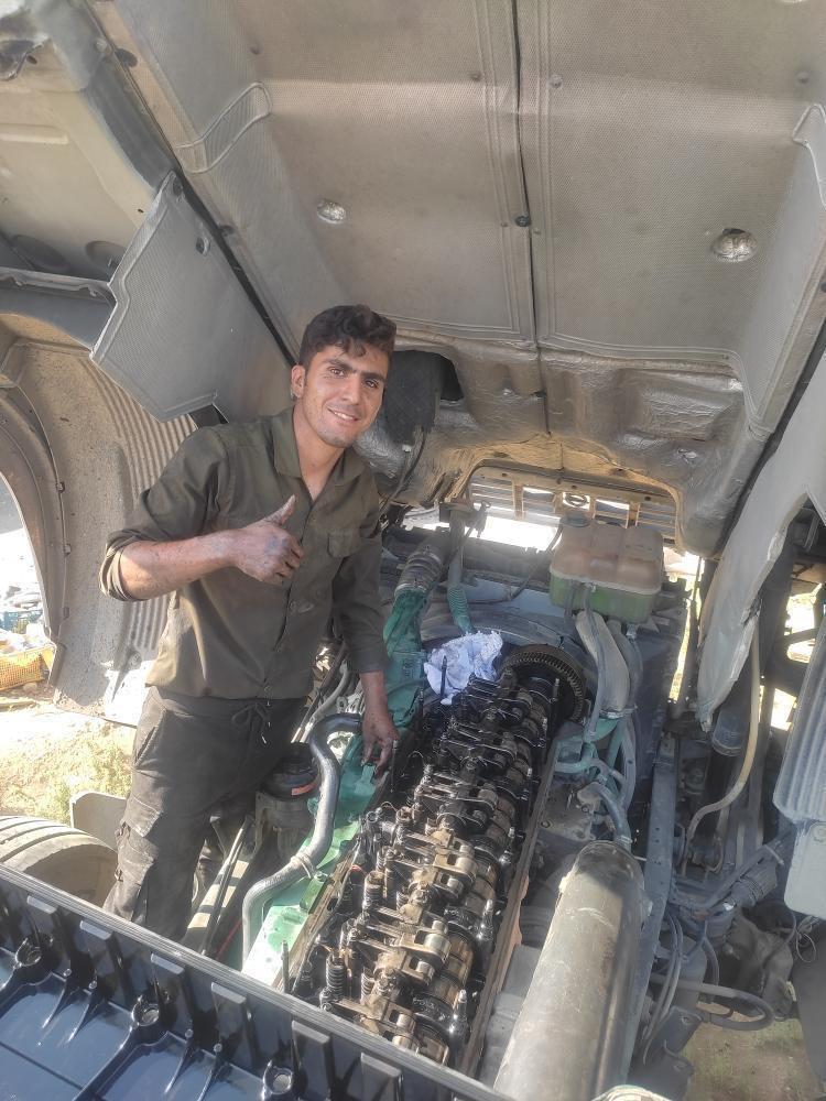 عکس مکانیکی ولوو فروتن