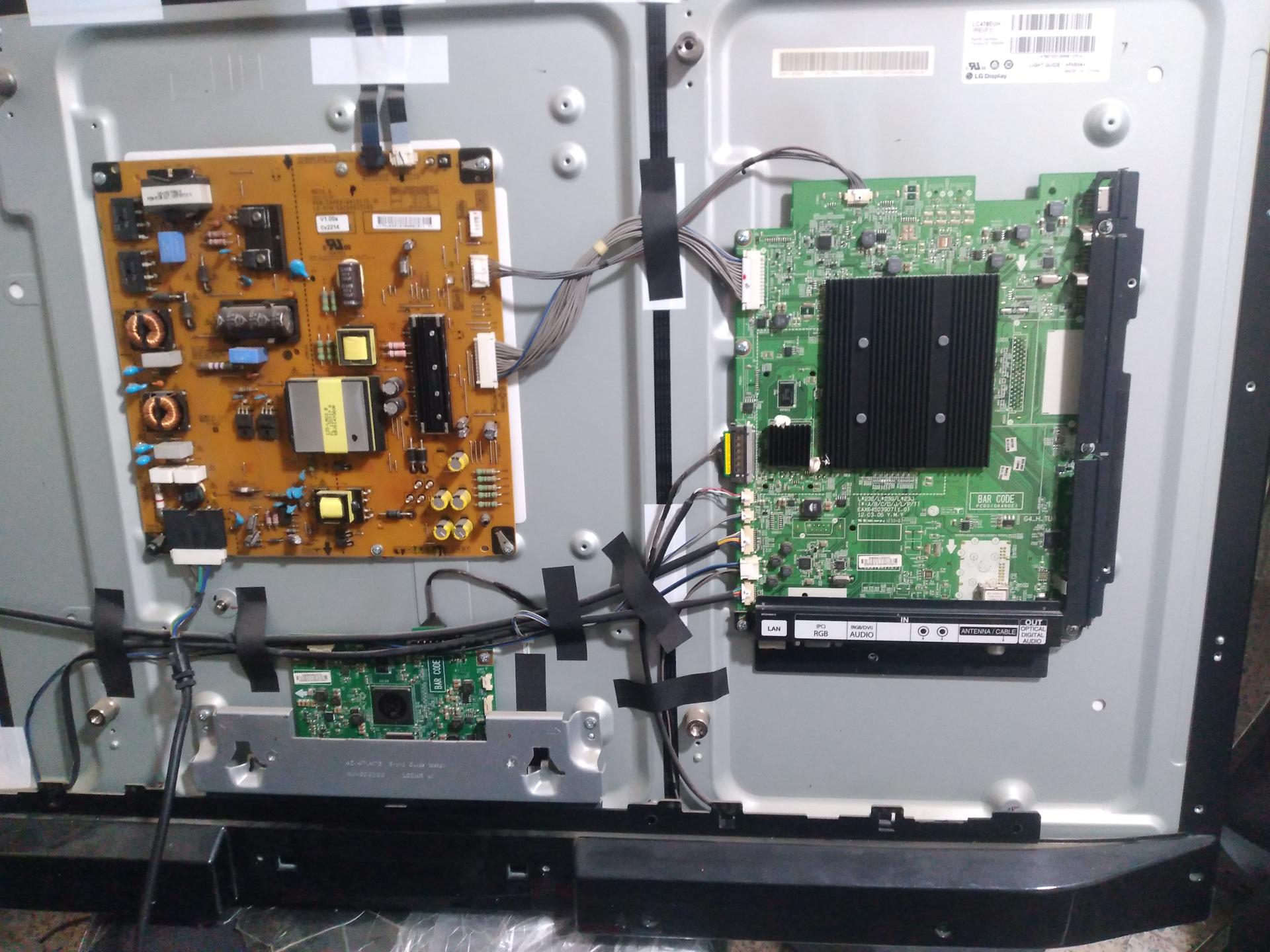 عکس تعمیرات تلویزیون تابازاگرس