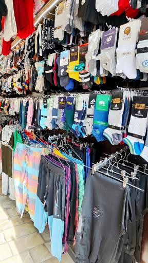 جوراب و لباس زیر 