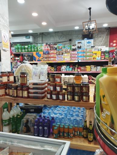 عکس لبنیات دلیران عنصری شعبه خیام