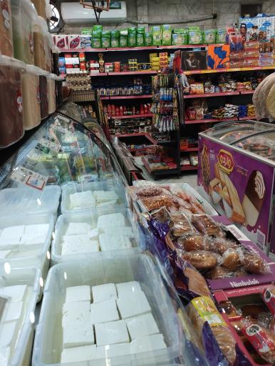 عکس لبنیات دلیران عنصری شعبه خیام