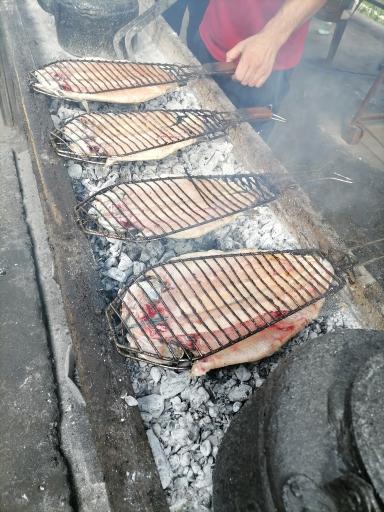 عکس کباب ماهی عمو اصغر