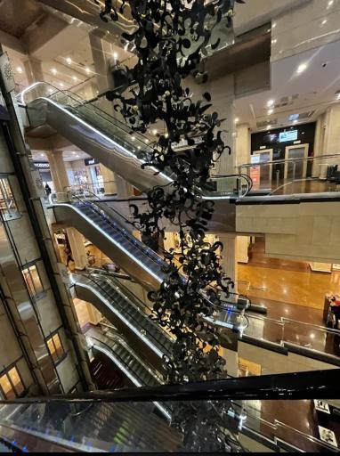 عکس مرکز خرید گالریا