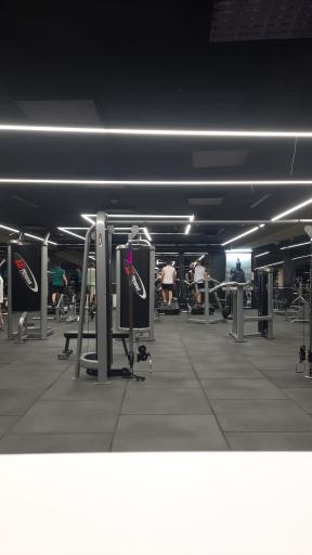 عکس باشگاه بدنسازی عرش