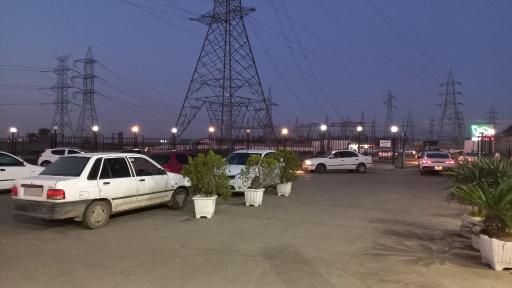 عکس پارکینگ هایپر اسکای مون