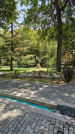 عکس باغ موزه هنر ایرانی