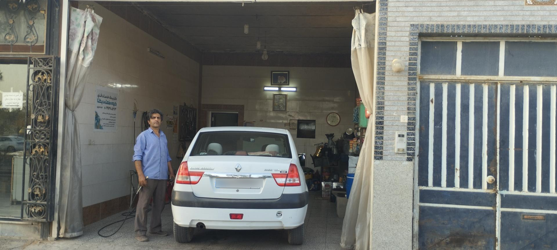 عکس تعویض روغن برادران آزادی 