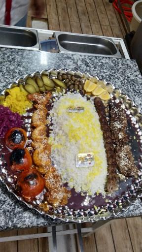 عکس عمارت رستوران سنتی بی بی گل