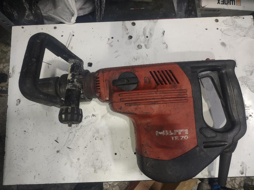 عکس تعمیرات ابزار سعیدی