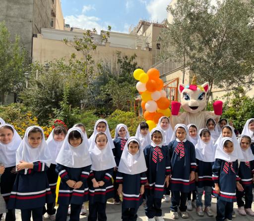 عکس دبستان دخترانه مهارت محورافق