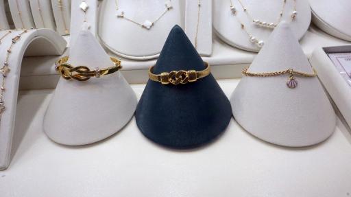 گالری طلا و جواهر اهورا