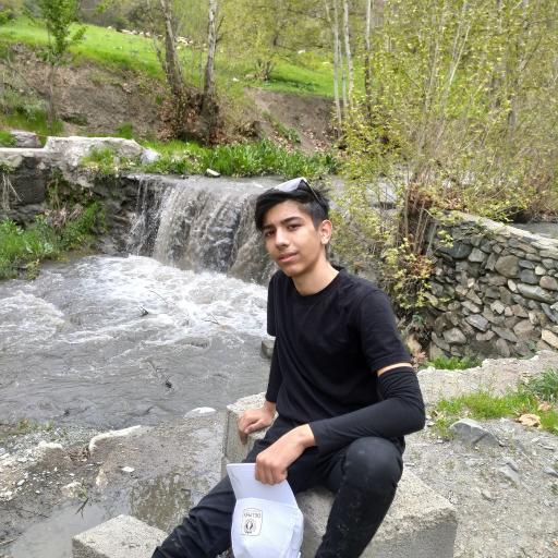 عکس دره ارغوان