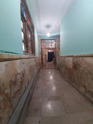 عکس مسجد حضرت فاطمه زهرا (مسجد پیرزن)