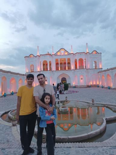 عکس کافی شاپ باغ فتح آباد