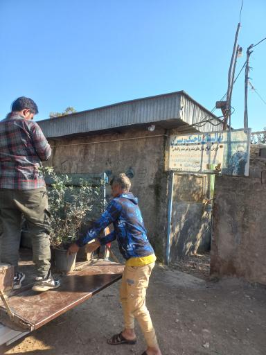 عکس نهالستان تاجیک و پسران