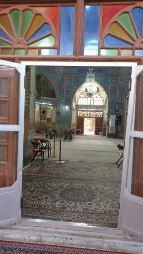 عکس مسجد حضرت فاطمه زهرا (مسجد پیرزن)