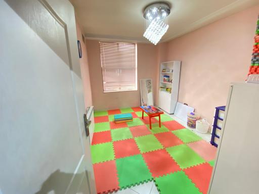 عکس کلینیک کاردرمانی و گفتاردرمانی رستا 