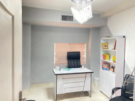 عکس کلینیک کاردرمانی و گفتاردرمانی رستا 