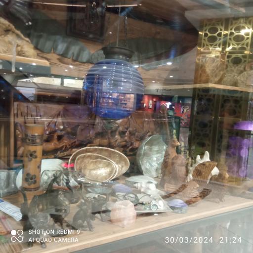 عکس فروشگاه صنایع دستی