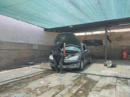 عکس کلینیک خودرویی آرشا