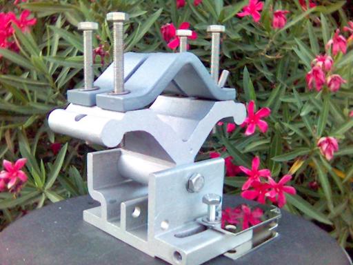 عکس کارگاه ماشینکاری cnc میکرون (فرجی)