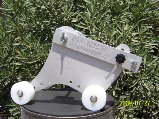 عکس کارگاه ماشینکاری cnc میکرون (فرجی)