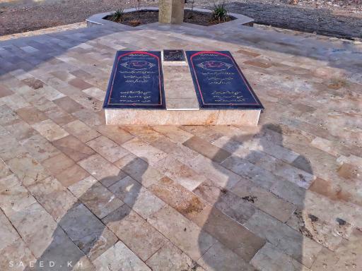 عکس مقبره شهدای گمنام دررود