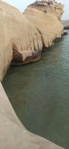 عکس دماغه و ساحل خلیج نایبند