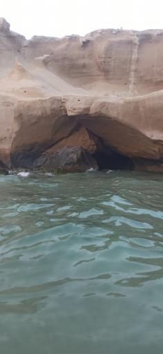 عکس دماغه و ساحل خلیج نایبند