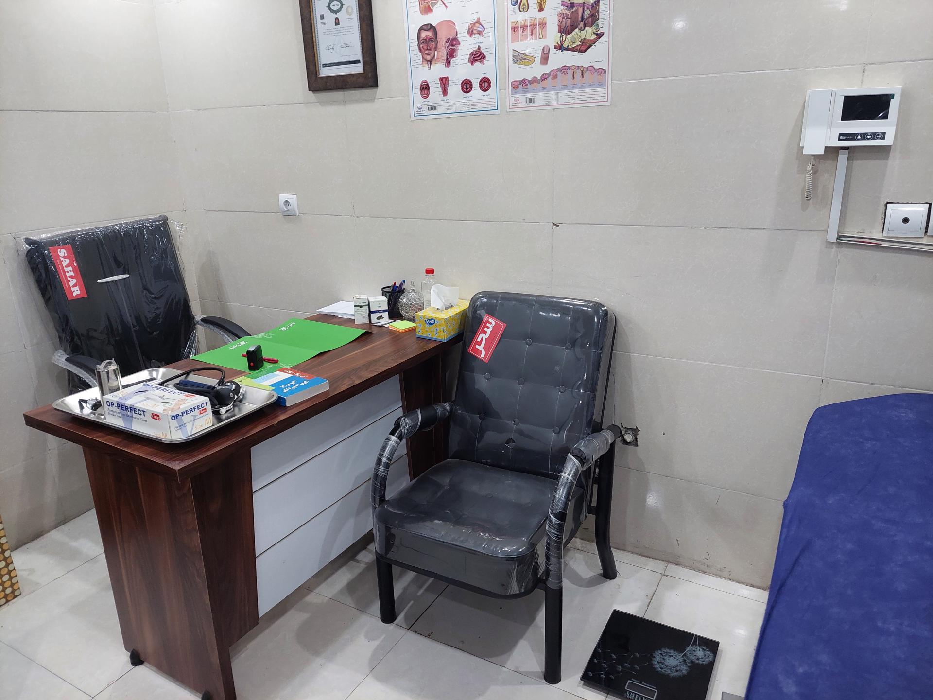 عکس دکتر بیتا برنا پزشک عمومی