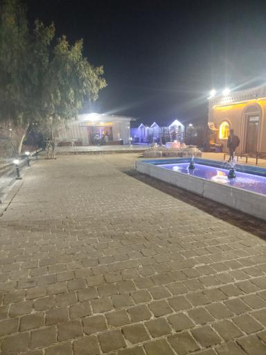 عکس باغ رستوران جیران