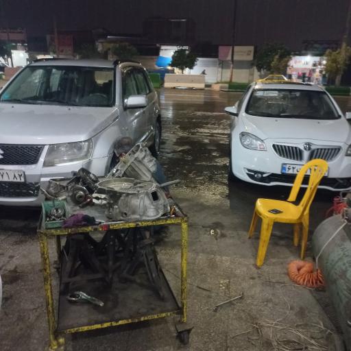 عکس تعمیرگاه خودرو های چینی درودگر