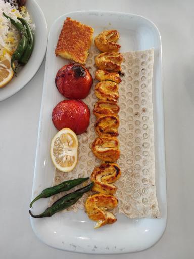 عکس رستوران میلادنور